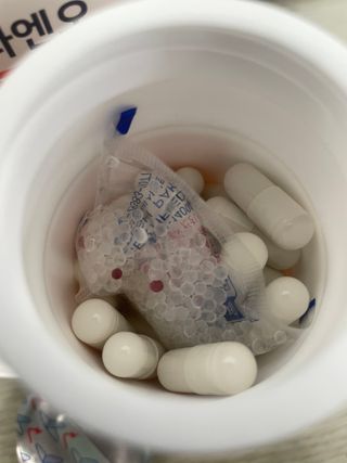 프리마인 성큼다가온 봄, 이너뷰티를 챙겨야 피부도 화사하게, 컨디션도 활기차게. 흡수율을 높인 고효율 비타민. — 5점을 준 리뷰어가 2023년 1월 올린 사용 사진