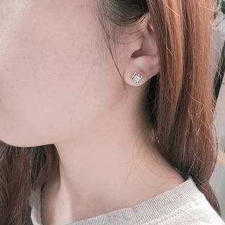 KISSY BAE 키시베이 키시베이 리얼화이트 톤업틴트 — 5점을 준 리뷰어가 2021년 7월 올린 사용 사진