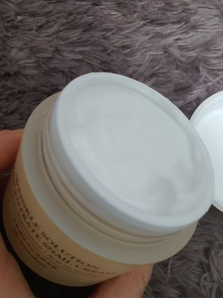 Dr.느루벗 느루벗 링클 솔루션 콘센트레이트 스네일 탄력 달팽이 크림 80g — 3점을 준 리뷰어가 2021년 2월 올린 사용 사진