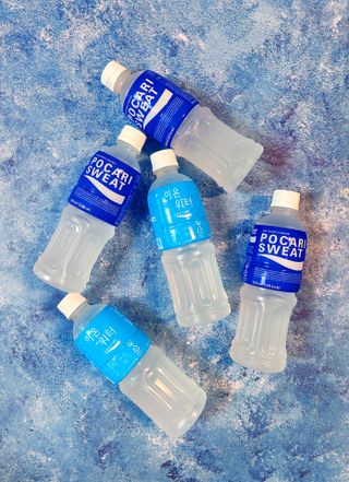 [동아오츠카] 포카리스웨트  500ml PET + 이온워터 500ml PET — 5점을 준 리뷰어가 2025년 7월 올린 사용 사진