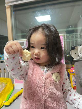 미즈꼬레아 치즈맛 누룽지크리스피 — 5점을 준 리뷰어가 2022년 3월 올린 사용 사진