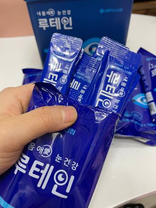 서울약사신협_내몸애눈건강루테인_2g x 50포 — 5점을 준 리뷰어가 2021년 1월 올린 사용 사진