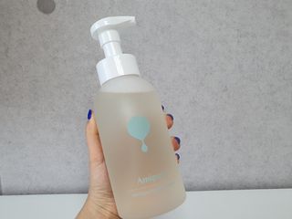아미퓨어 [라이브] 피부장벽 강화를 위한 머랭 버블 클렌저 천연계면활성제로 온가족 사용가능 — 5점을 준 리뷰어가 2021년 6월 올린 사용 사진
