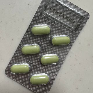 클린24시간 지중해로 쏙빠지다 1SET (800mg*60정) — 3점을 준 리뷰어가 2023년 4월 올린 사용 사진