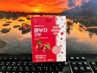 참앤들황토농원 7가지 맛! 탄산 톡톡! 스파클링! 데이앤 콤부차 7종 10포 1박스씩 ★총 7박스★ — 4.5점을 준 리뷰어가 2023년 3월 올린 사용 사진