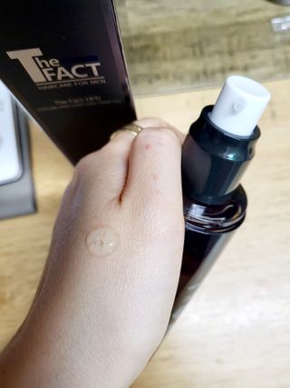 The Fact 더팩트 에이치에프엔 쿨링 안티헤어로스 토닉 젤 150ml — 5점을 준 리뷰어가 2022년 7월 올린 사용 사진