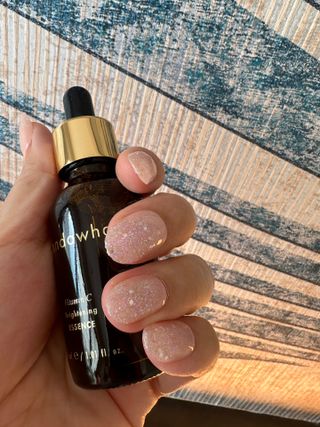 스킨큐어 산다화 비타민c 화이트닝 에센스 30ml — 4.5점을 준 리뷰어가 2023년 10월 올린 사용 사진