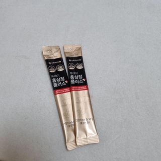 서울약사신협_투데이홍삼정플러스스틱_10g x 30포 — 5점을 준 리뷰어가 2021년 6월 올린 사용 사진
