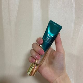 [NEW 탄력유턴 아이크림] AHC 유스 래스팅 리얼 아이크림 포 페이스 — 4.5점을 준 리뷰어가 2021년 3월 올린 사용 사진