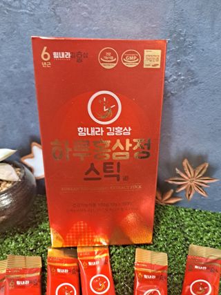 힘내라김홍삼 하루홍삼정스틱 10g x 10포 — 5점을 준 리뷰어가 2021년 3월 올린 사용 사진
