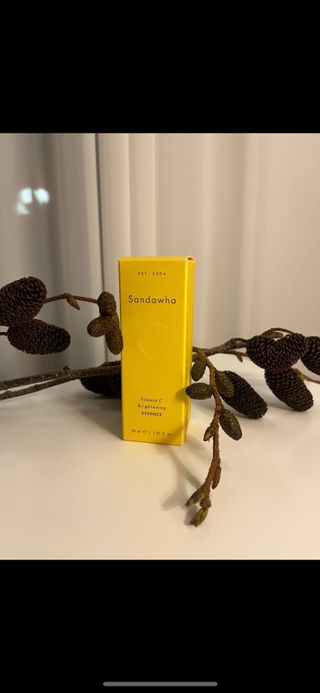 스킨큐어 산다화 비타민c 화이트닝 에센스 30ml — 5점을 준 리뷰어가 2024년 1월 올린 사용 사진