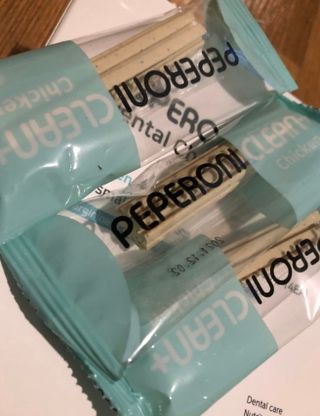 페페로니 클린플러스 덴탈치킨껌 10g x 14p — 5점을 준 리뷰어가 2021년 7월 올린 사용 사진