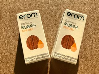 이롬 erom 황성주박사의 국산콩 두유 호두와 아몬드 — 3.5점을 준 리뷰어가 2020년 12월 올린 사용 사진