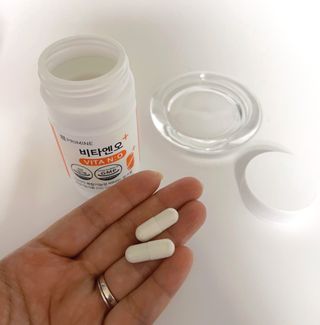 프리마인 성큼다가온 봄, 이너뷰티를 챙겨야 피부도 화사하게, 컨디션도 활기차게. 흡수율을 높인 고효율 비타민. — 3점을 준 리뷰어가 2022년 10월 올린 사용 사진