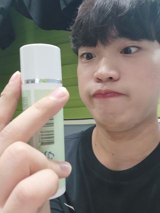 술람미네이처 자연주의 화장품ㅣ속보습 충전 + 민감/트러블 피부 진정 - 알로에 듬뿍 수분 크림 50ml — 5점을 준 리뷰어가 2022년 6월 올린 사용 사진