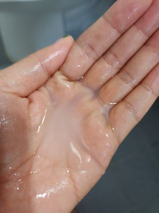 르핸스 퍼포밍 5 샴푸 비반트 포렛/베티버 포그 — 4점을 준 리뷰어가 2022년 12월 올린 사용 사진