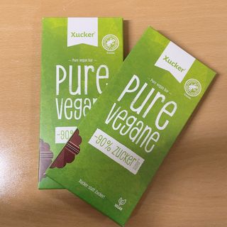 당류2g 자일리톨로 단맛을낸 슈카 퓨어비건 무설탕초콜릿 Xucker vegan 2개입 — 4점을 준 리뷰어가 2021년 4월 올린 사용 사진