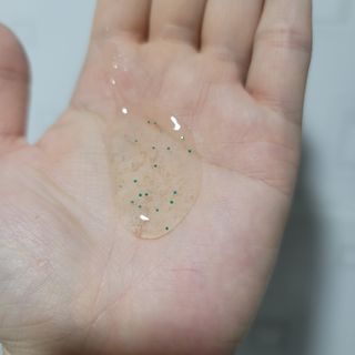 모두발라 마이크로 비타캡슐 탈모샴푸 — 5점을 준 리뷰어가 2021년 12월 올린 사용 사진