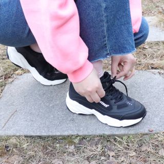 풋테크 지압신발 풋테크 건강 지압 운동화 FT20 — 5점을 준 리뷰어가 2021년 2월 올린 사용 사진