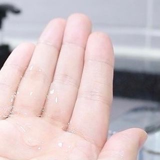 르핸스 퍼포밍 5 샴푸 비반트 포렛/베티버 포그 — 5점을 준 리뷰어가 2022년 12월 올린 사용 사진