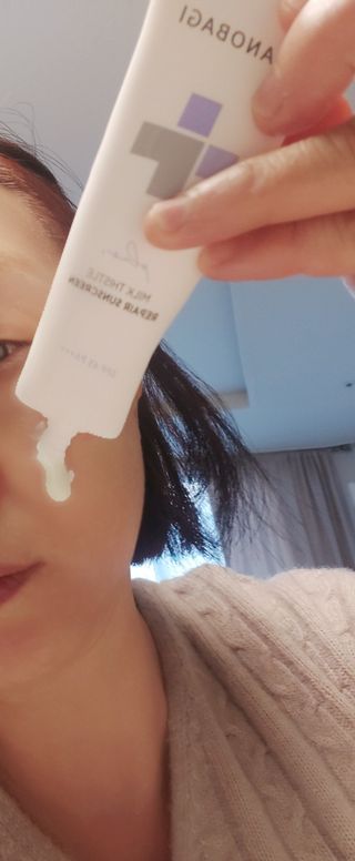 바노바기 코스메틱 바노바기 밀크씨슬 리페어 시카 선스크린 플러스 50ml — 4점을 준 리뷰어가 2023년 2월 올린 사용 사진