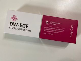 이지듀 DW-EGF 크림 다이브좀_콜라겐이 쏙쏙, 탄력피부로 다이빙 — 4점을 준 리뷰어가 2021년 2월 올린 사용 사진