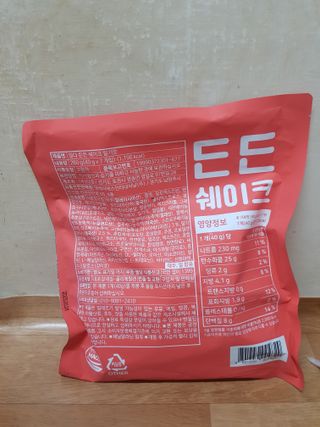[덜다] 든든 식물성 단백질 쉐이크 40g X 7입 (곡물/딸기) — 5점을 준 리뷰어가 2023년 8월 올린 사용 사진