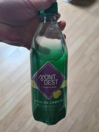 몽베스트 Montbest with Sparkling water Lemon OR Lime 20병(랜덤) — 5점을 준 리뷰어가 2021년 10월 올린 사용 사진