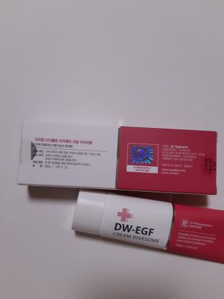 이지듀 DW-EGF 크림 다이브좀_콜라겐이 쏙쏙, 탄력피부로 다이빙 — 5점을 준 리뷰어가 2021년 2월 올린 사용 사진