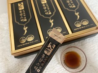 헬스업_천명진프리미엄홍삼스틱_10ml x 30포 — 5점을 준 리뷰어가 2021년 2월 올린 사용 사진