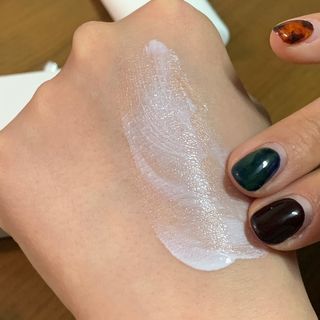 아르비엔 순한성분 비건 무기자차 톤업선크림 — 4점을 준 리뷰어가 2021년 1월 올린 사용 사진