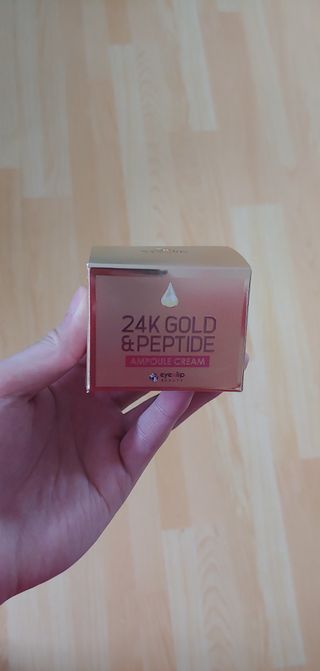 아이앤립 / EYENLIP 아이앤립 24K 골드 N 펩타이드 앰플 크림 — 5점을 준 리뷰어가 2021년 4월 올린 사용 사진