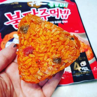 삼양냉동 [삼양] 불닭참치마요구운주먹밥+불닭볶음김치구운주먹밥 2세트구성 — 4점을 준 리뷰어가 2021년 2월 올린 사용 사진
