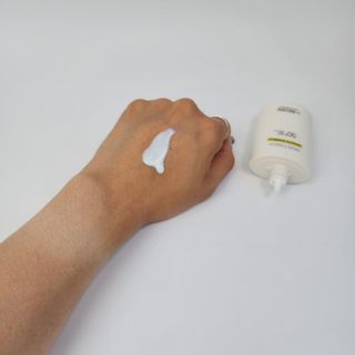 아이레시피 모이스트터치 스포츠 선밀크 50ml (SPF50+ PA+++) — 5점을 준 리뷰어가 2023년 6월 올린 사용 사진