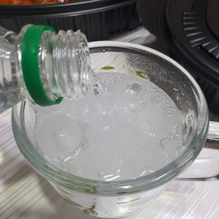 몽베스트 Montbest with Sparkling water Lemon OR Lime 20병(랜덤) — 5점을 준 리뷰어가 2021년 10월 올린 사용 사진