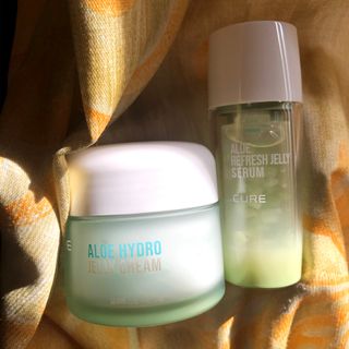 김정문알로에 큐어 큐어 알로에 리프레쉬 젤리 세럼, 큐어 알로에 하이드로 젤리 크림 — 4점을 준 리뷰어가 2021년 2월 올린 사용 사진