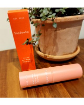 스킨큐어 산다화 카멜리아 안티 링클 멀티밤 — 5점을 준 리뷰어가 2022년 10월 올린 사용 사진