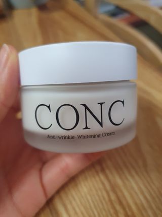 CONC 콩크 미로탐누스 안티링클 화이트닝 크림 — 5점을 준 리뷰어가 2021년 2월 올린 사용 사진