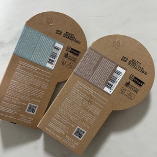 [후르디아] 올리브영 착한보습 비건 립버터 2종 — 5점을 준 리뷰어가 2022년 12월 올린 사용 사진