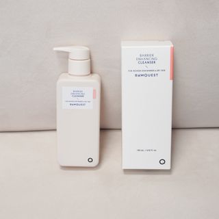 로우퀘스트 베리어 인핸싱 클렌저 190ml — 5점을 준 리뷰어가 2023년 10월 올린 사용 사진
