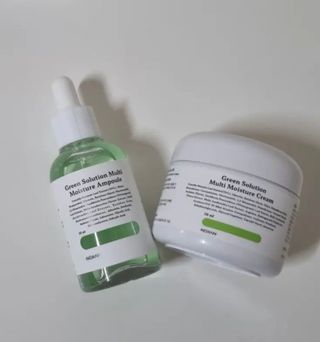 [녹산] 그린 솔루션 멀티 수분 앰플 + 그린 솔루션 멀티 수분크림 — 5점을 준 리뷰어가 2022년 11월 올린 사용 사진