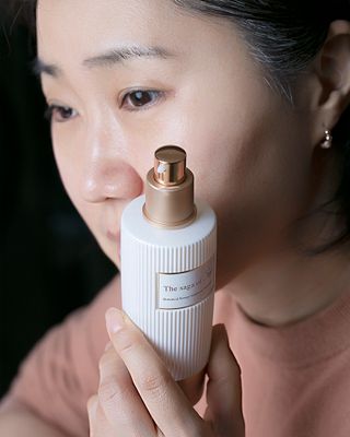 더사가오브수 [사가수] 에센스와 로션을 한 병에 담아 편안하고 산뜻하게, 효혜윤 보태니컬에너지 에센스인로션 — 5점을 준 리뷰어가 2023년 4월 올린 사용 사진