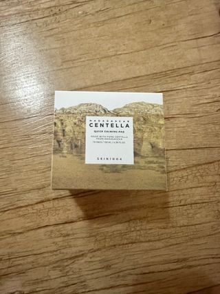 스킨1004 [SKIN1004] 마다가스카르 센텔라 퀵 카밍 패드 70매 130ml — 5점을 준 리뷰어가 2024년 9월 올린 사용 사진