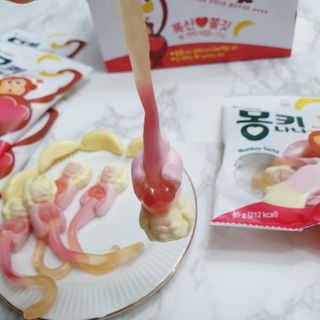 폭신 쫄깃 식감 로맨스, 몽키나나 젤리 8봉지 — 5점을 준 리뷰어가 2021년 3월 올린 사용 사진