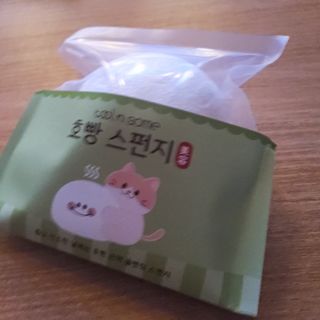[툴앤썸] 메이크업 브러시로 바르고 호빵 스펀지로 클렌징하는 A-Z 뷰티툴 5종 — 5점을 준 리뷰어가 2021년 2월 올린 사용 사진