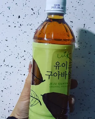 소담스퀘어 상암 제로카페인x제로칼로리 제주 유기농 유이크 구아바잎차 500ml x 6개입 (1박스) — 5점을 준 리뷰어가 2022년 11월 올린 사용 사진