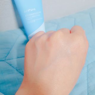 에스트라 아토베리어365 하이드로 수딩크림 — 5점을 준 리뷰어가 2022년 6월 올린 사용 사진