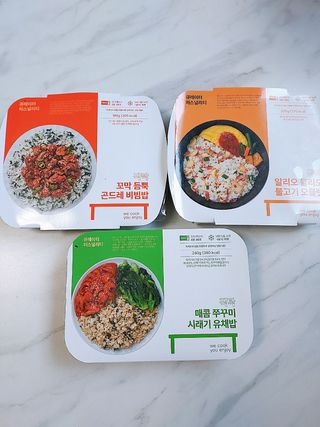 직탁 식단관리 3종 도시락(꼬막 듬뿍 곤드레비빔밥, 알리오올리오 불고기오믈렛, 매콤쭈꾸미 시래기유채밥) — 4점을 준 리뷰어가 2022년 7월 올린 사용 사진
