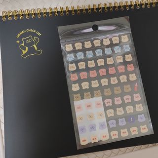 리훈 곰부 체크리스트+ 곰부 리무버블스티커 1장 — 4점을 준 리뷰어가 2021년 4월 올린 사용 사진