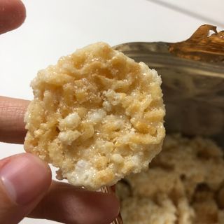 미즈꼬레아 치즈맛 누룽지크리스피 — 5점을 준 리뷰어가 2022년 3월 올린 사용 사진